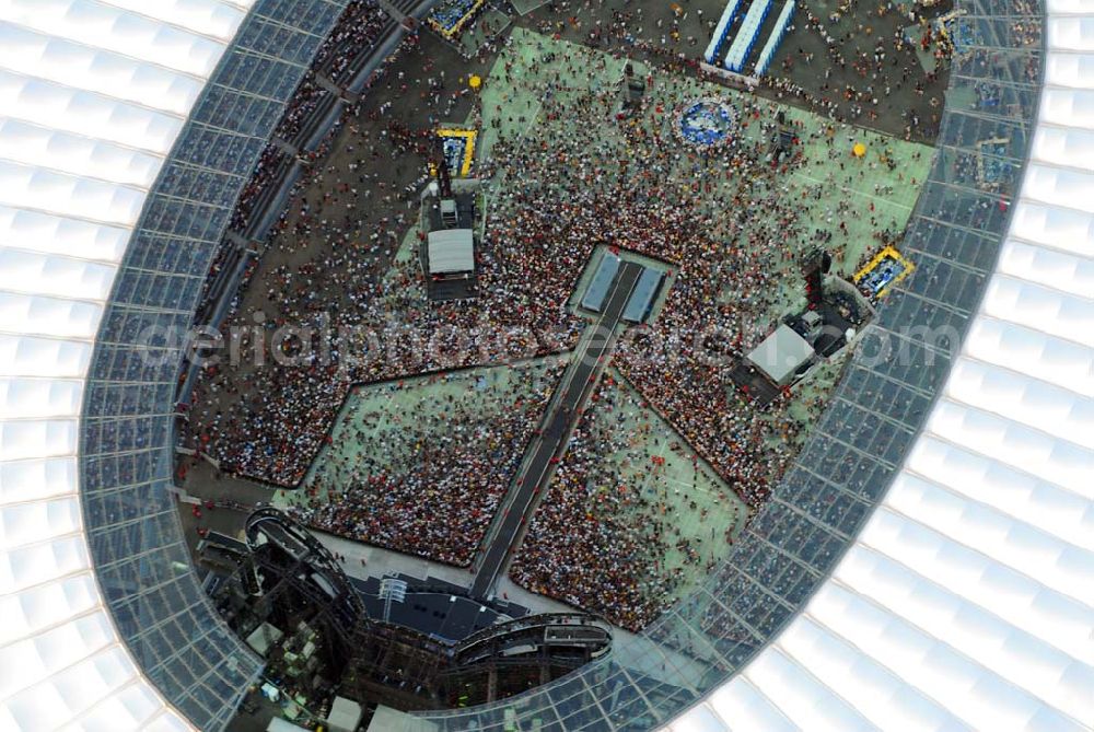 Berlin - Charlottenburg from above - 20:15 MEZ Rolling Stones Konzert im Berliner Olympiastadion