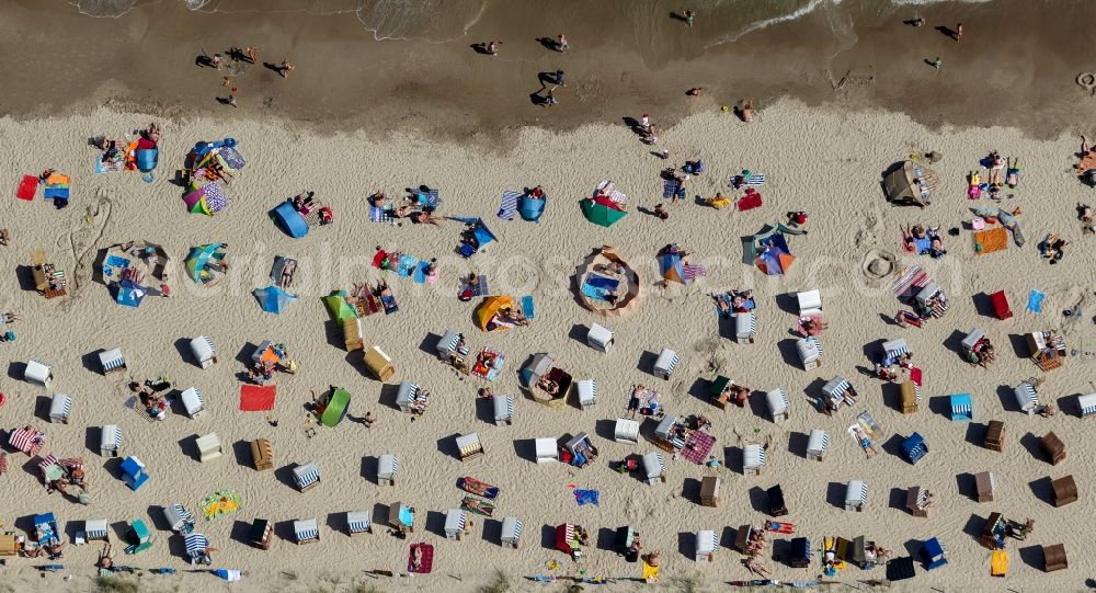 Aerial image Binz - View of the beach of Binz on the island Ruegen in Mecklenburg-West Pomerania