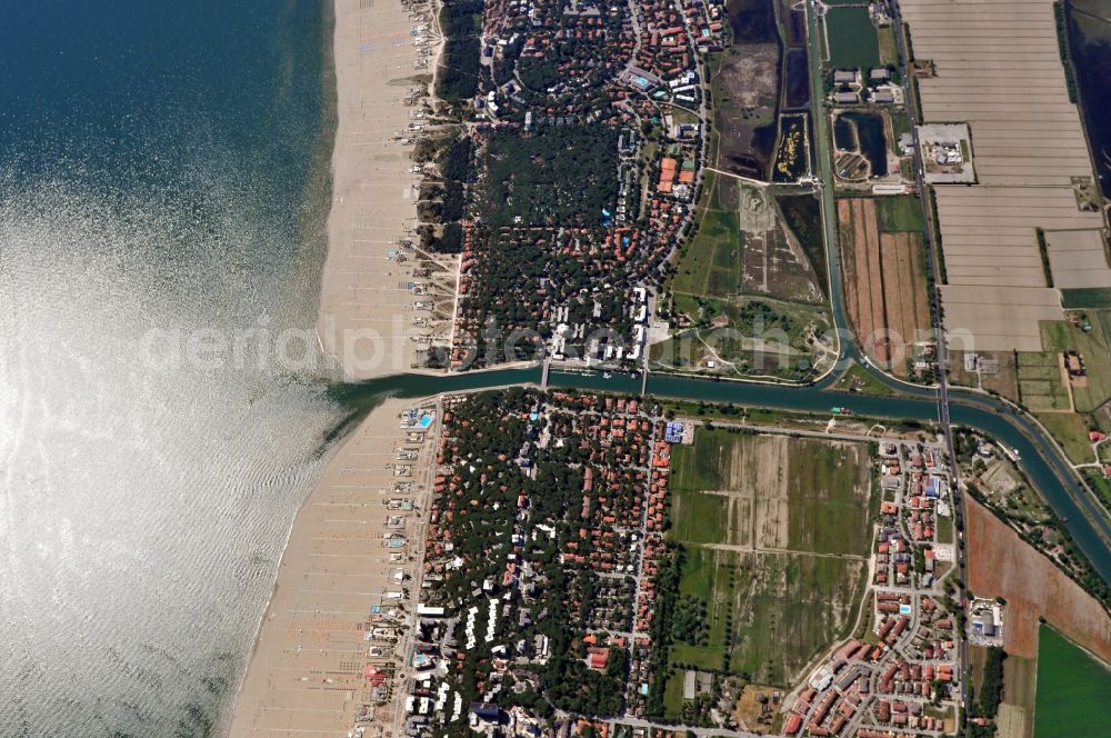 Aerial image Lido degli Estensi - View of the beach of Lido degli Estensi in the province Ferrara in Italy