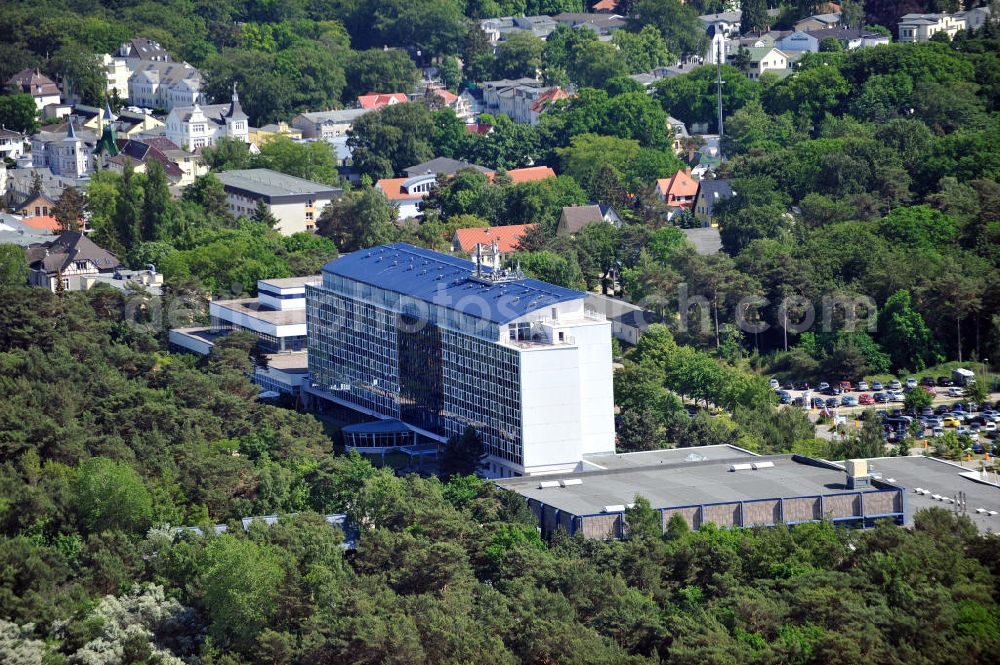 Zinnowitz from the bird's eye view: Strandhotel Baltic Hotel in Zinnowitz auf der Insel Usedom in Mecklenburg-Vorpommern. Beachhotel Baltic Hotel in Zinnowitz at the island Usedom in Mecklenburg-Western Pomerania.