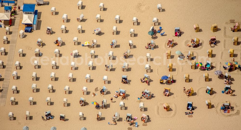 Lübeck from above - Beach chair on the sandy beach ranks in the coastal area of baltic sea near Travemuende in Luebeck in the state Schleswig-Holstein