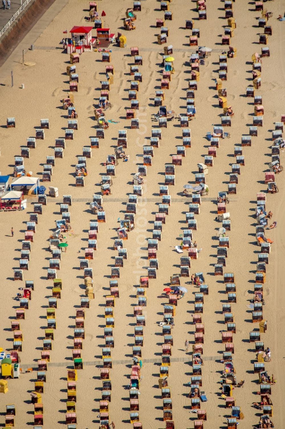 Lübeck from above - Beach chair on the sandy beach ranks in the coastal area of baltic sea near Travemuende in Luebeck in the state Schleswig-Holstein