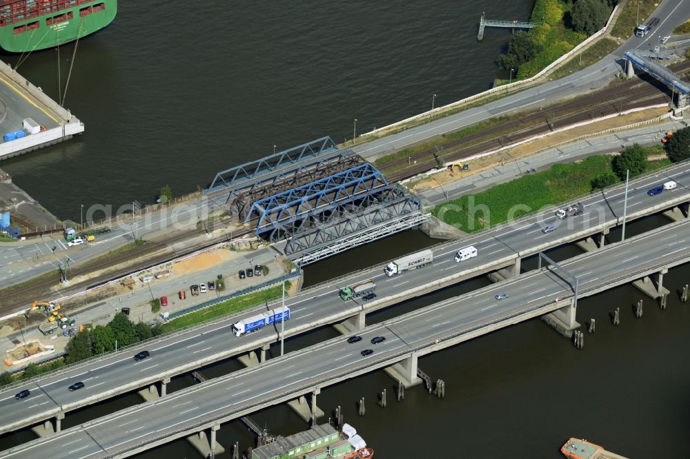 Hamburg from the bird's eye view: Road and rail bridges at the Waltershofer Damm at the BAB A7 motorway E45 in the port area in Hamburg