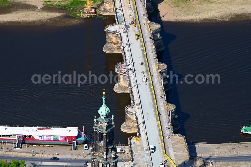 Dresden from the bird's eye view: Road bridge structure Augustus Bridge over the river banks of the Elbe in the district Altstadt in Dresden in the federal state of Saxony, Germany