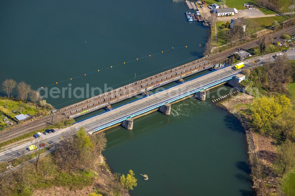 Wetter (Ruhr) from the bird's eye view: Road bridge Obergraben-Bruecke along the Friedrichstrasse in Wetter (Ruhr) in the state North Rhine-Westphalia