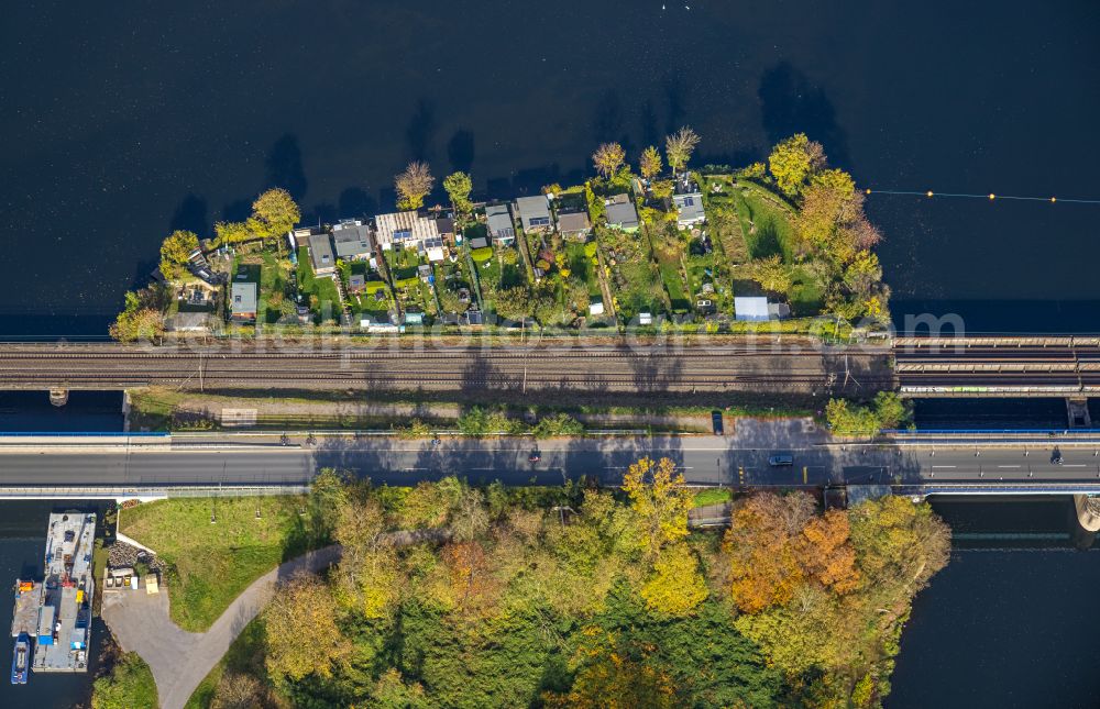 Aerial photograph Wetter (Ruhr) - Road bridge Obergraben-Bruecke along the Friedrichstrasse in Wetter (Ruhr) in the state North Rhine-Westphalia