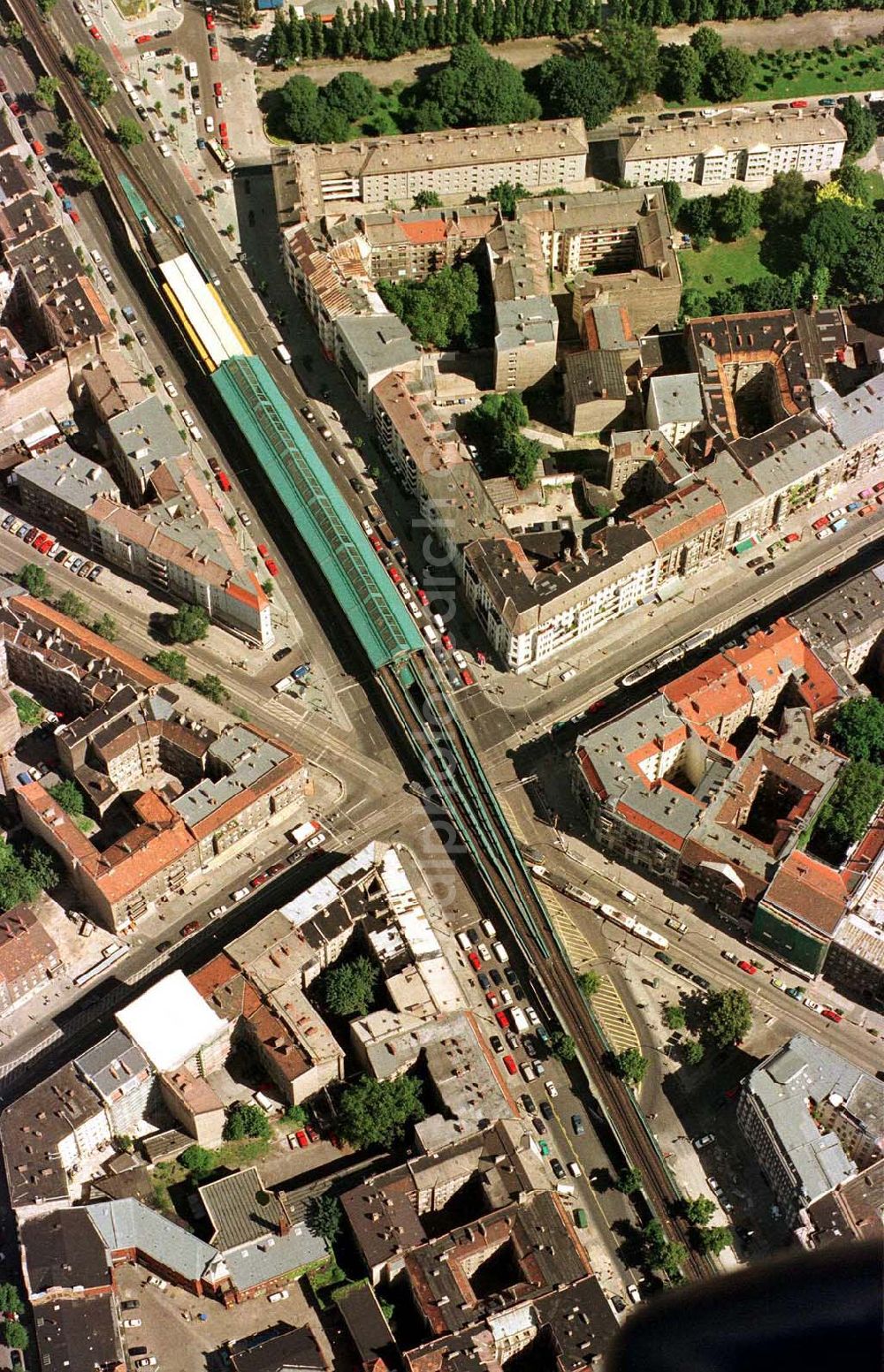 Berlin Prenzlauer-Berg from the bird's eye view: Straßenbereich der Schönhauser Allee im Bereich des U-Bhf Eberswalder Straße