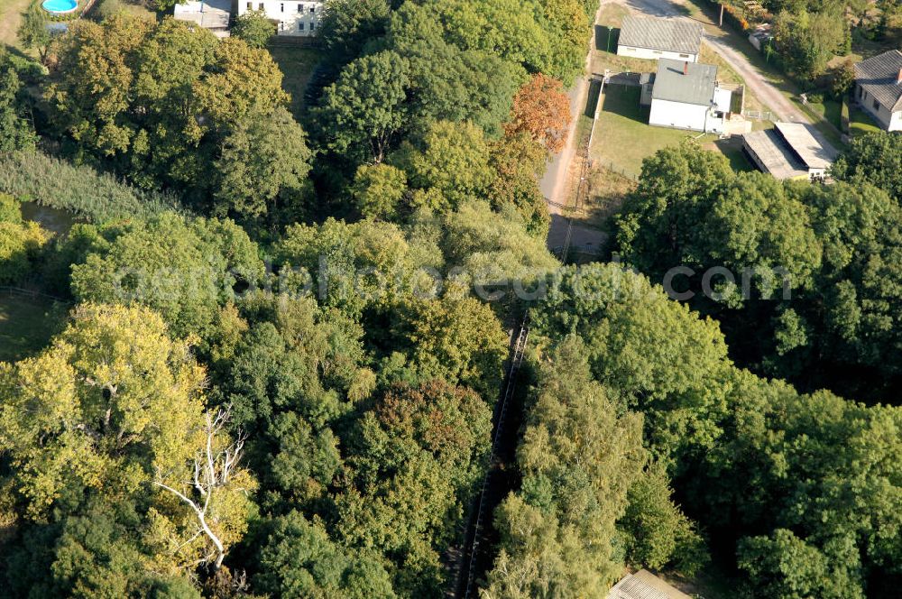 Aerial image Zerben - Blick auf die Straßenbrücke über den Zerbener Altarm. Die Brücke wurde 1937 erbaut überführt den Altarm in Höhe km 345,640 des Elbe-Havel-Kanal. Ein Projekt des WSV: Wasserstraßen-Neubauamt Magdeburg, 39106 Magdeburg, Tel. +49(0)391 535-0, email: wna-magdeburg@wsv.bund.de