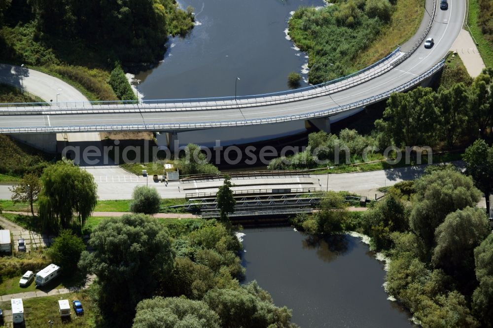 Hamburg from the bird's eye view: Road bridge and railway bridge over the Old Southern Elbe in Hamburg