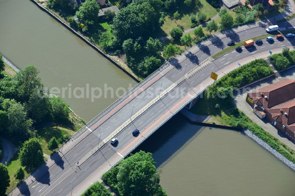 Aerial photograph Genthin - Genthin road bridge over the Elbe-Havel-Canel in the state Saxony-Anhalt