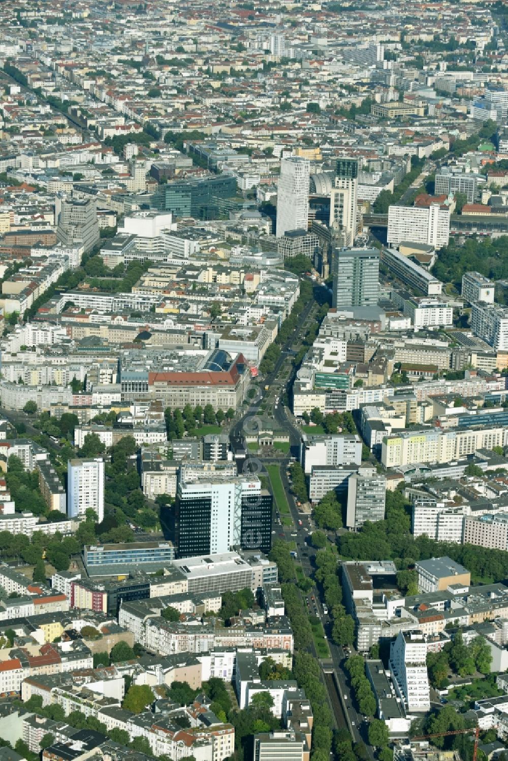 Aerial photograph Berlin - Street guide of famous promenade and shopping street Kleiststrasse - Wittenbergplatz - Tauentzienstrasse in the direction of Charlottenburg in the district Tempelhof-Schoeneberg in Berlin, Germany