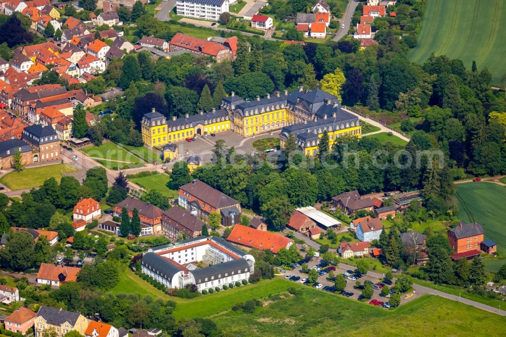 Aerial image Bad Arolsen - Street guide of famous promenade and shopping street Schlossstrasse in Bad Arolsen in the state Hesse, Germany