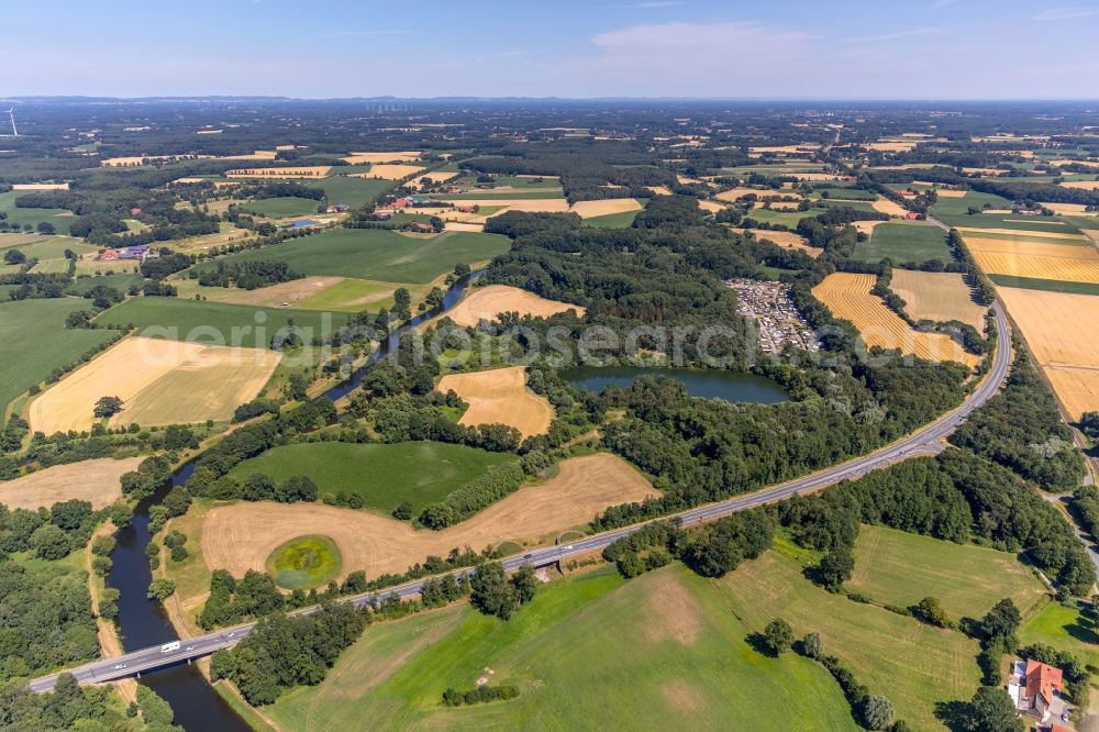 Aerial photograph Telgte - Street - road guidance of the Bundesstrasse B64 in Telgte in the state North Rhine-Westphalia, Germany