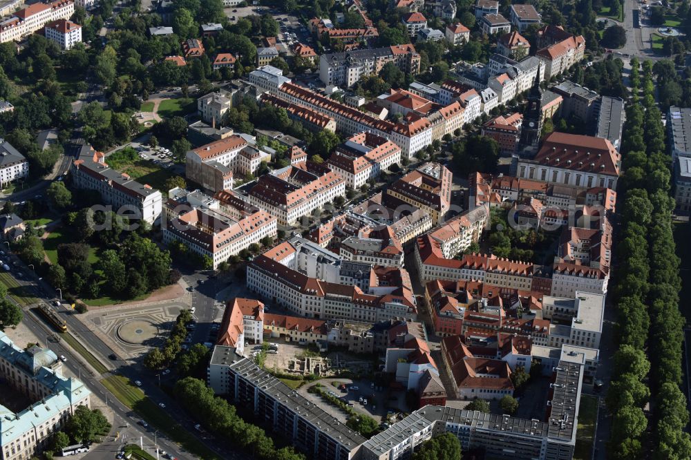 Aerial photograph Dresden - street guide of famous promenade and shopping street on street Koenigstrasse in the district Innere Neustadt in Dresden in the state Saxony, Germany