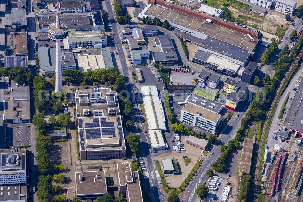 Aerial photograph Holsterhausen - Road layout at the main station of Deutsche Bahn on the street Schederhofstrasse in Essen in the federal state of North Rhine-Westphalia - NRW, Germany