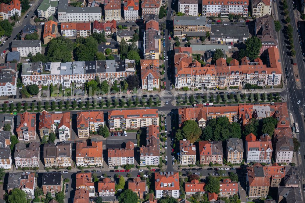 Braunschweig from the bird's eye view: Street - road guidance of Jasperallee in Brunswick in the state Lower Saxony, Germany