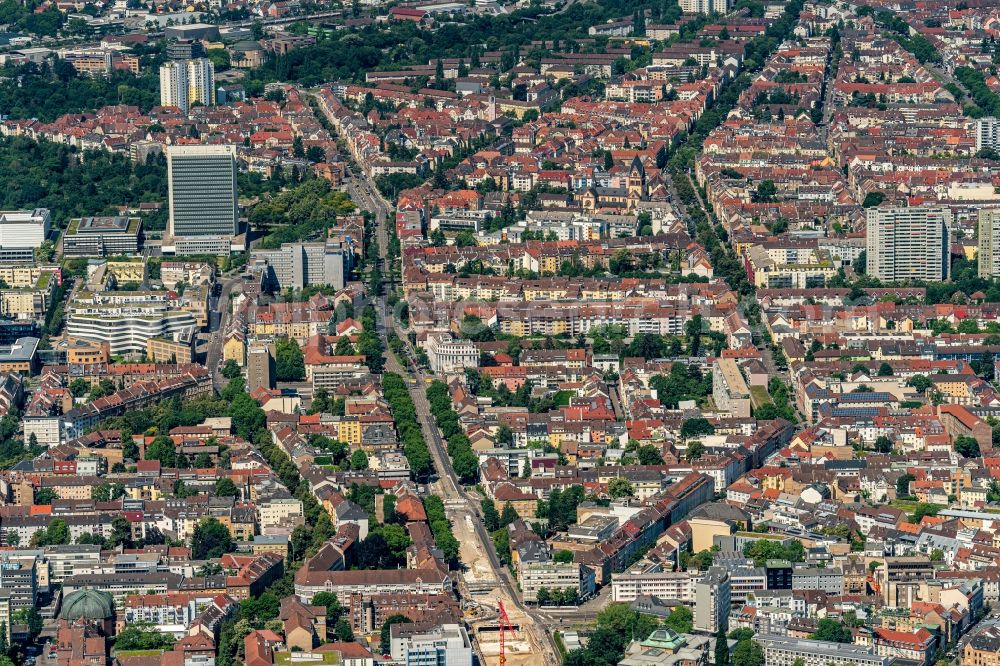 Innenstadt-West from above - Street - road guidance Der Kaiserallee in Karlsruhe in Innenstadt-West in the state Baden-Wuerttemberg, Germany