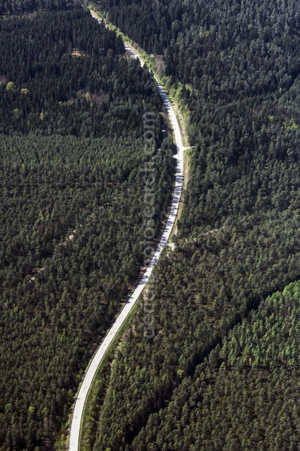 Aerial photograph Neukirchen-Balbini - Street - road guidance of ST2150 in Neukirchen-Balbini in the state Bavaria, Germany