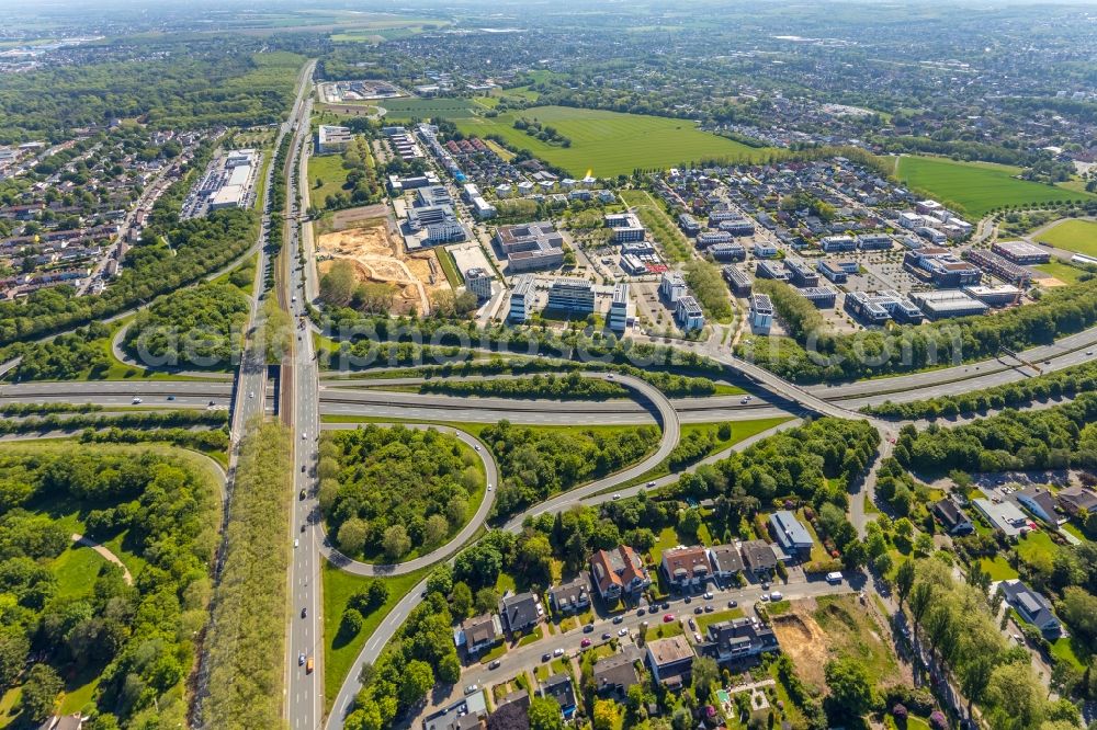 Aerial image Dortmund - Looped street - road guidance of B1 - B236 and commercial area on Freie-Vogel-Strasse - Stockholmer Allee - Lisboner Allee in the district Gartenstadt-Sued in Dortmund in the state North Rhine-Westphalia, Germany