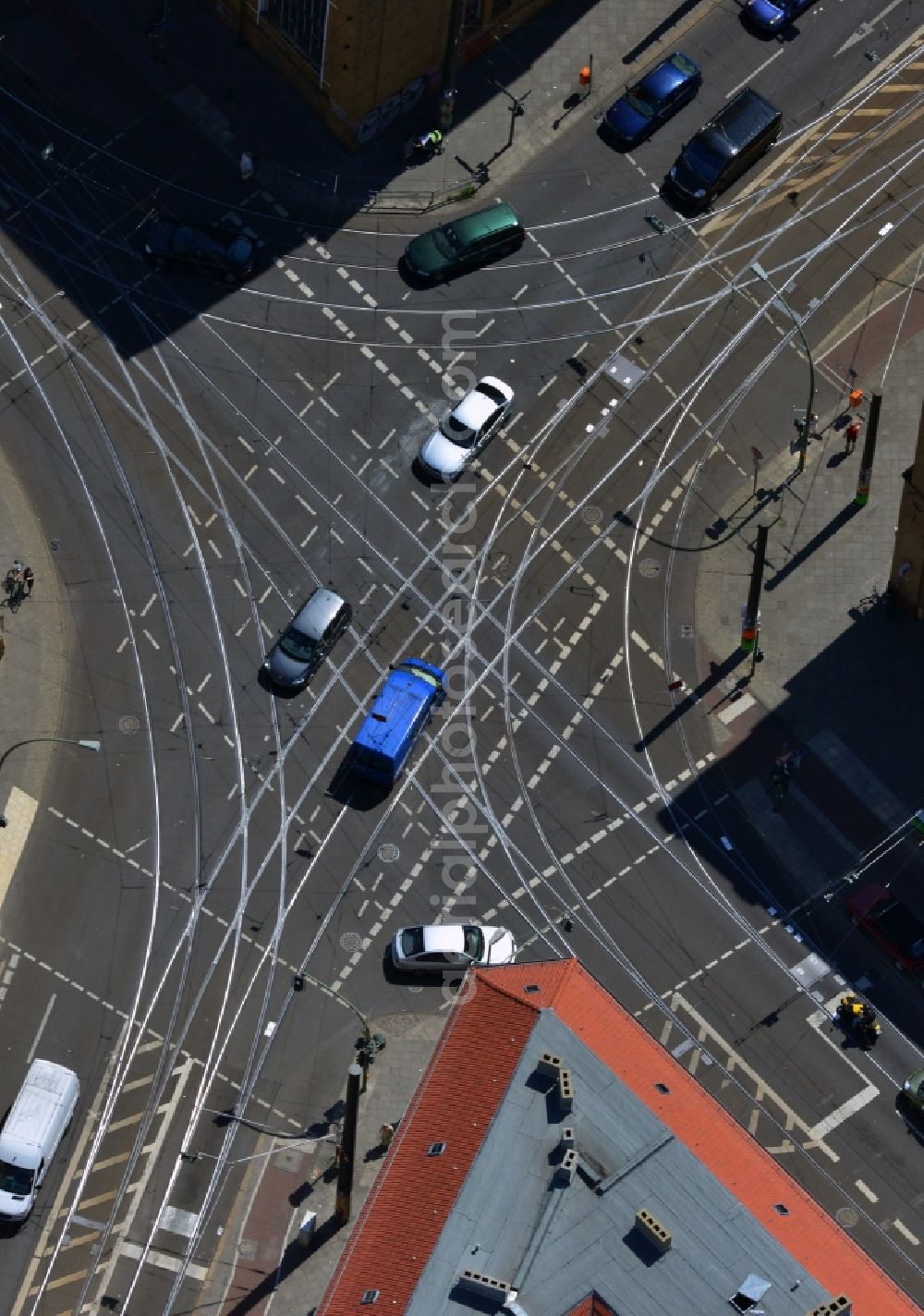 Aerial image Berlin Schöneweide - Road markings in the lane crossing Wilhelminenhofstraße in Berlin - Schoeneweide