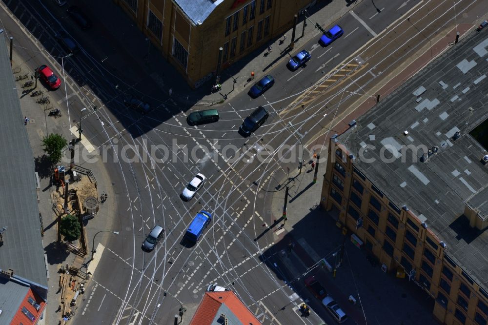 Aerial photograph Berlin Schöneweide - Road markings in the lane crossing Wilhelminenhofstraße in Berlin - Schoeneweide