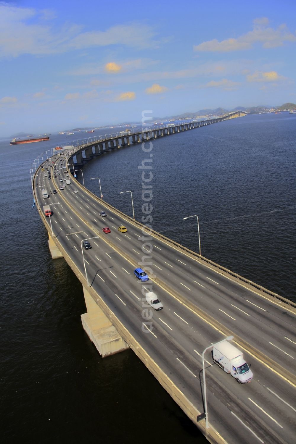 Aerial photograph Rio de Janeiro - Road traffic on the viaduct Ponte Presidente Costa e Silva, on the coast of Baia de Guanabara in Rio de Janeiro in Brazil