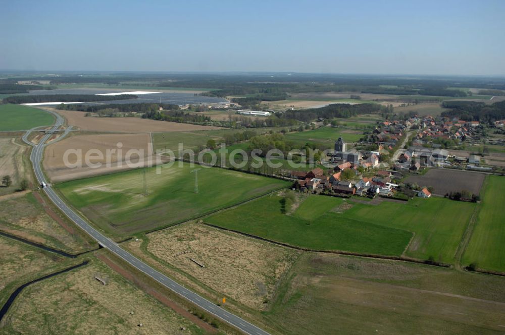 Aerial photograph BENSDORF - Blick auf den Strassenverlauf der L96 Ortsumgehung Bensdorf. Sie unterliegt dem Zuständigkeitsbereich Landesbetrieb Straßenwesen Niederlassung West Hauptsitz Potsdam, Steinstraße 104-106, 14480 Potsdam, Tel. +49(0)331 2334-0, Fax +49(0)331 2334-282, E-Mail: p.poststellels@ls.brandenburg.de; Die Projektsteuerung erfolgt durch Schüßler Plan Ingenieurgesellschaft mbH, Greifswalder Straße 80 A, 10405 Berlin, Tel. +49(0)30 42106 0, E-Mail: berlin@schuessler-plan.de