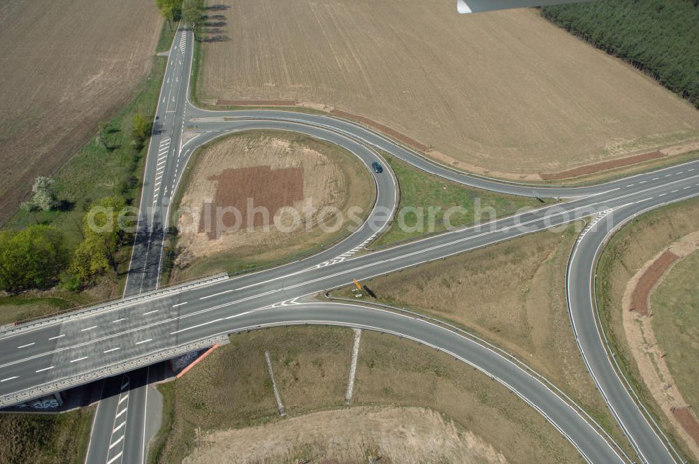 Aerial image BENSDORF - Blick auf den Strassenverlauf der L96 Ortsumgehung Bensdorf. Sie unterliegt dem Zuständigkeitsbereich Landesbetrieb Straßenwesen Niederlassung West Hauptsitz Potsdam, Steinstraße 104-106, 14480 Potsdam, Tel. +49(0)331 2334-0, Fax +49(0)331 2334-282, E-Mail: p.poststellels@ls.brandenburg.de; Die Projektsteuerung erfolgt durch Schüßler Plan Ingenieurgesellschaft mbH, Greifswalder Straße 80 A, 10405 Berlin, Tel. +49(0)30 42106 0, E-Mail: berlin@schuessler-plan.de