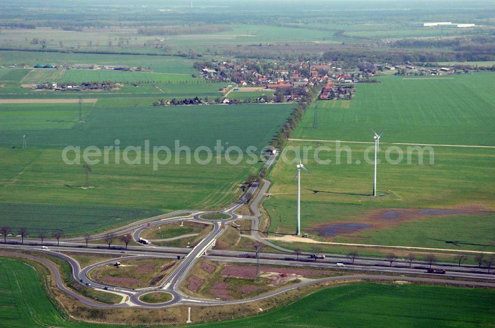 Aerial image NAUEN - Blick auf den Strassenverlauf der B273 Ortsumgehung Nauen. Sie unterliegt dem Zuständigkeitsbereich Landesbetrieb Straßenwesen Niederlassung West Hauptsitz Potsdam, Steinstraße 104-106, 14480 Potsdam, Tel. +49(0)331 2334-0, Fax +49(0)331 2334-282, E-Mail: p.poststellels@ls.brandenburg.de; Die Projektsteuerung erfolgt durch Schüßler Plan Ingenieurgesellschaft mbH, Greifswalder Straße 80 A, 10405 Berlin, Tel. +49(0)30 42106 0, E-Mail: berlin@schuessler-plan.de