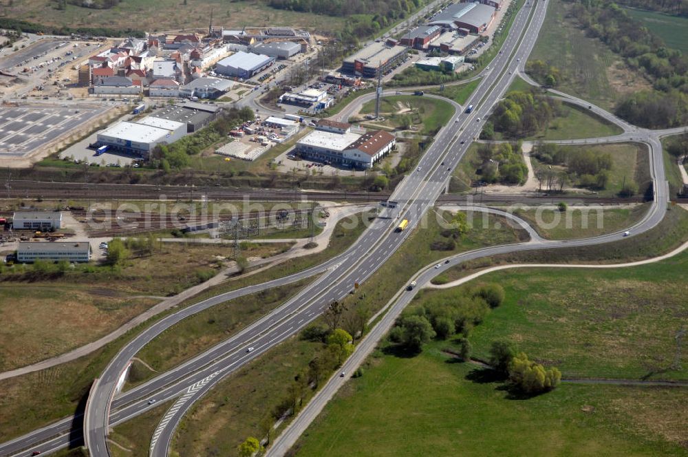 Aerial photograph WUSTERMARK - Blick auf den Strassenverlauf der B5 Ortsumgehung Wustermark. Sie unterliegt dem Zuständigkeitsbereich Landesbetrieb Straßenwesen Niederlassung West Hauptsitz Potsdam, Steinstraße 104-106, 14480 Potsdam, Tel. +49(0)331 2334-0, Fax +49(0)331 2334-282, E-Mail: p.poststellels@ls.brandenburg.de; Die Projektsteuerung erfolgt durch Schüßler Plan Ingenieurgesellschaft mbH, Greifswalder Straße 80 A, 10405 Berlin, Tel. +49(0)30 42106 0, E-Mail: berlin@schuessler-plan.de