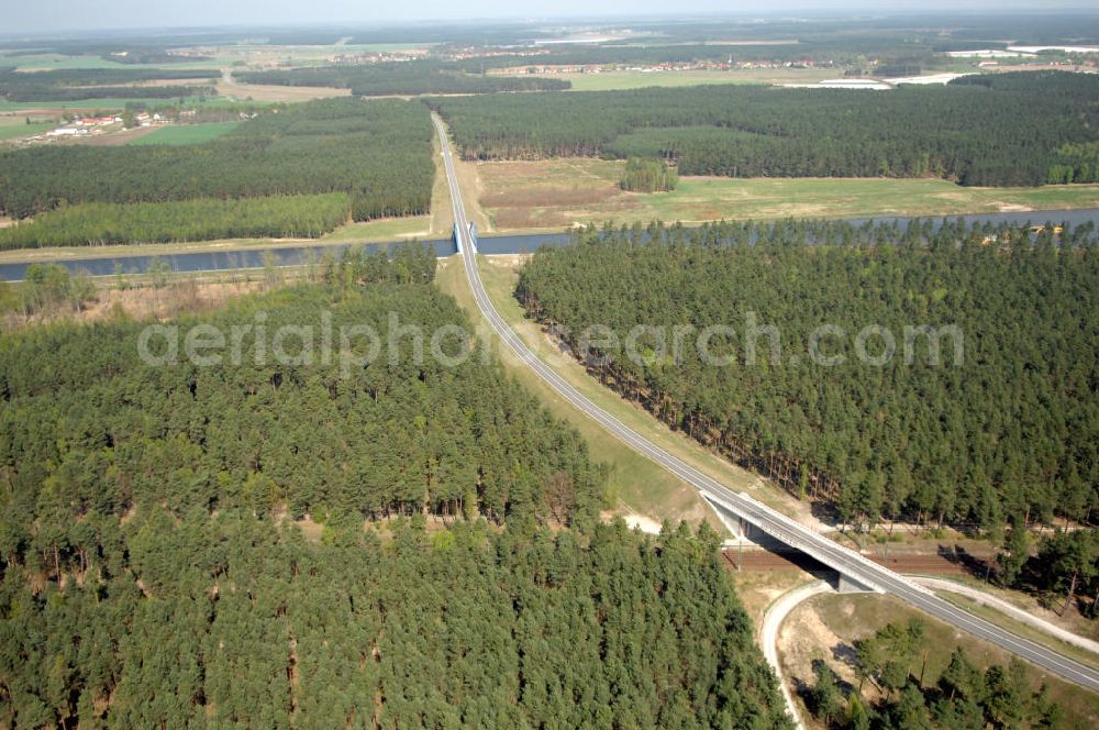 Aerial photograph WUSTERWITZ - Blick auf den Strassenverlauf der L96 Ortsumgehung Wusterwitz. Sie unterliegt dem Zuständigkeitsbereich Landesbetrieb Straßenwesen Niederlassung West Hauptsitz Potsdam, Steinstraße 104-106, 14480 Potsdam, Tel. +49(0)331 2334-0, Fax +49(0)331 2334-282, E-Mail: p.poststellels@ls.brandenburg.de; Die Projektsteuerung erfolgt durch Schüßler Plan Ingenieurgesellschaft mbH, Greifswalder Straße 80 A, 10405 Berlin, Tel. +49(0)30 42106 0, E-Mail: berlin@schuessler-plan.de