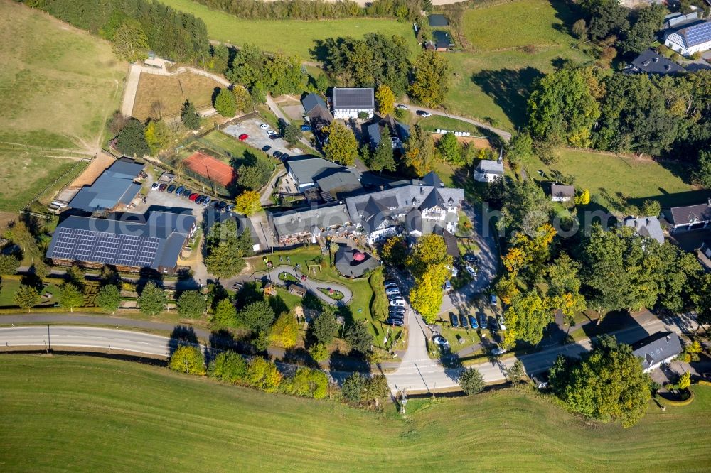 Ebbinghof from the bird's eye view: Range of Go Cart- racetrack in the Familotel Ebbinghof in Schmallenberg in the state North Rhine-Westphalia