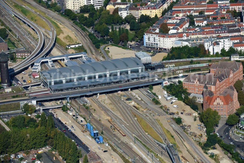 Berlin from the bird's eye view: Route expansion station -Warschauer road to east cross rail station Ostkreuz Friedrichshain district of Berlin