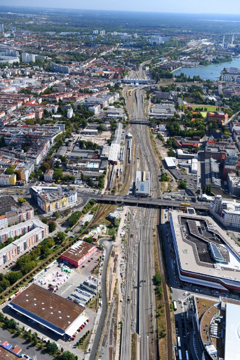 Berlin from the bird's eye view: Route expansion station - Warschauer road to east cross rail station in Friedrichshain district of Berlin