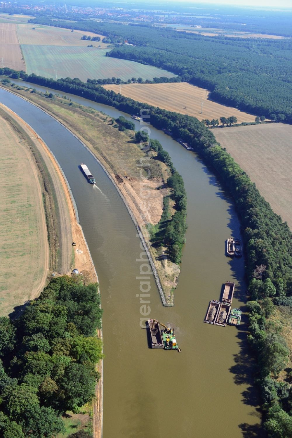 Seedorf from the bird's eye view: River construction site at the Elbe-Havel-Canal in the state Saxony-Anhalt