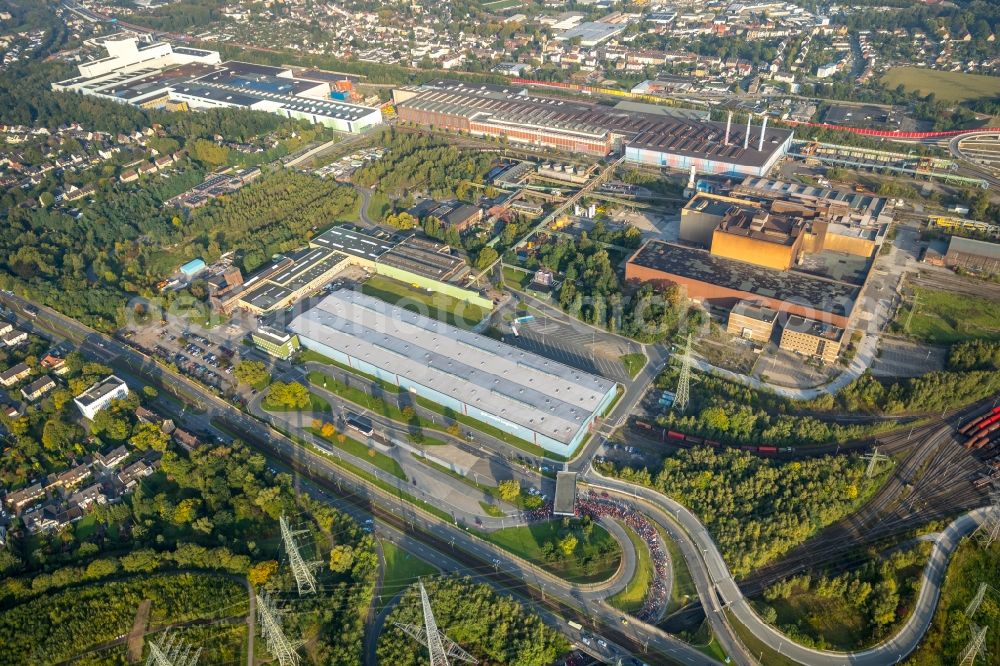 Bochum from above - Demonstration against FusionsBuilding and production halls on the premises of thyssenkrupp Steel Europe AG in Bochum in the state North Rhine-Westphalia, Germany