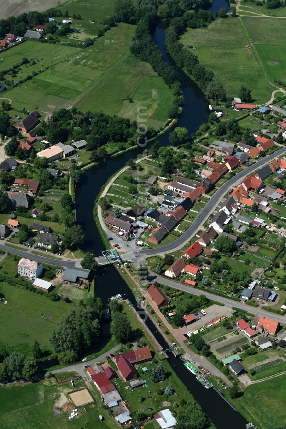 Aerial photograph Banzkow - Stoercanal with sluice in Banzkow in the state Mecklenburg - Western Pomerania