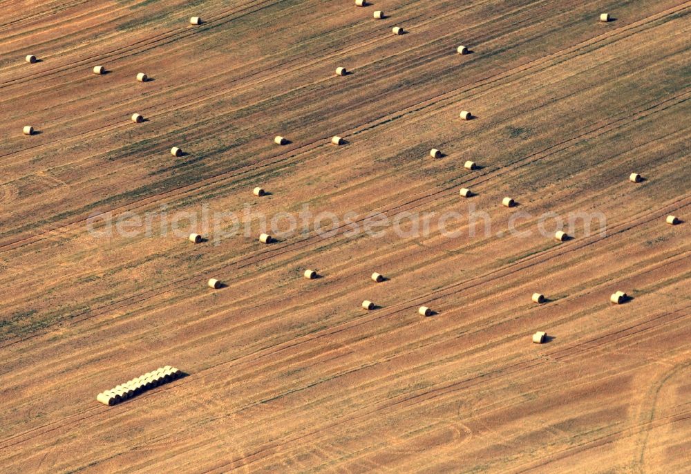 Aerial photograph Bad Langensalza - Straw bales on a field near Bad Langensalza in Thuringia