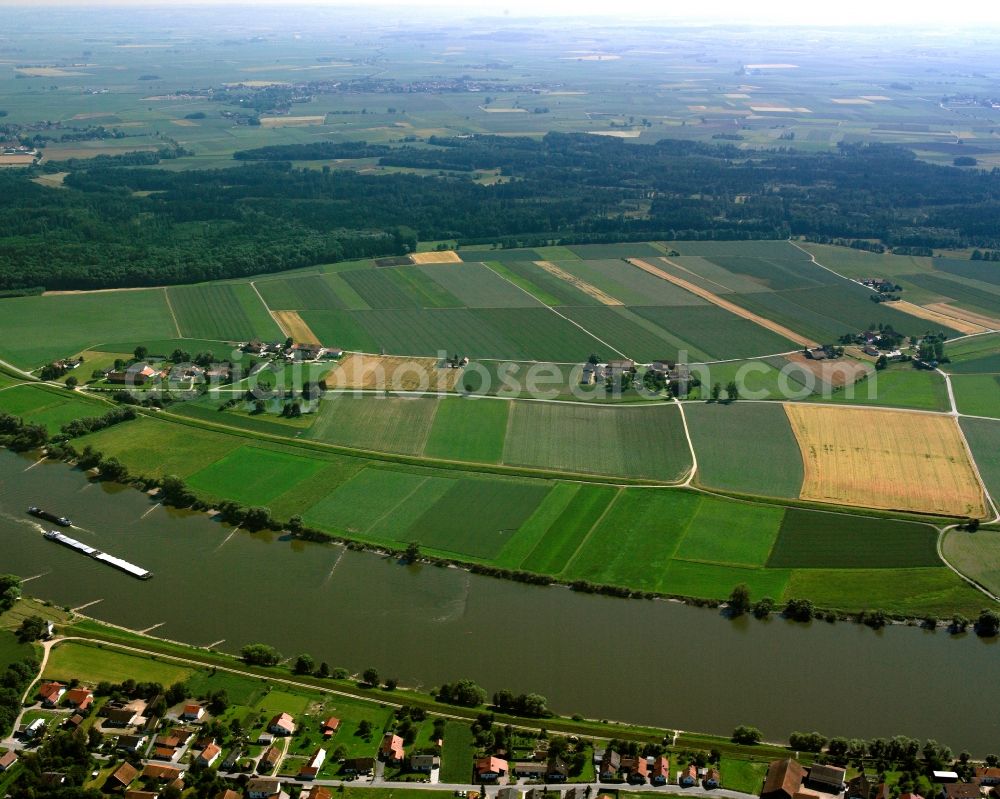 Aerial photograph Entau - Grassland structures of a meadow and field landscape in the lowland in Entau in the state Bavaria, Germany