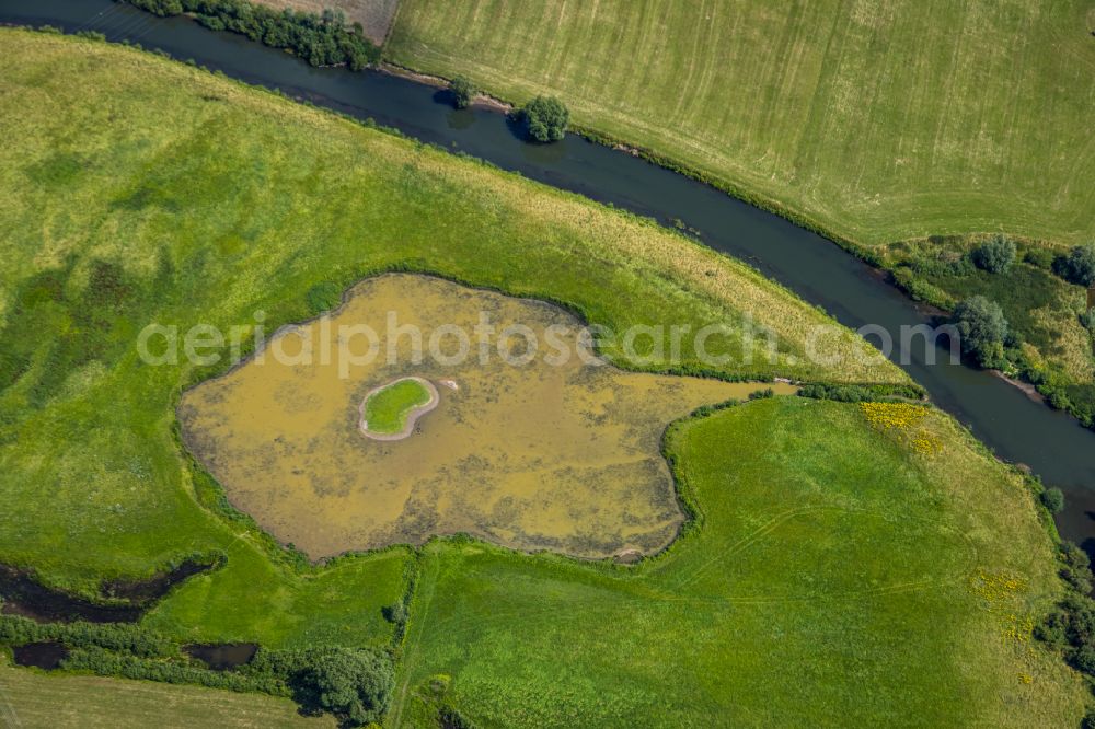 Aerial image Hamm - Grassland structures of a meadow and field landscape in the lowland of Lippe in the district Norddinker in Hamm in the state North Rhine-Westphalia, Germany