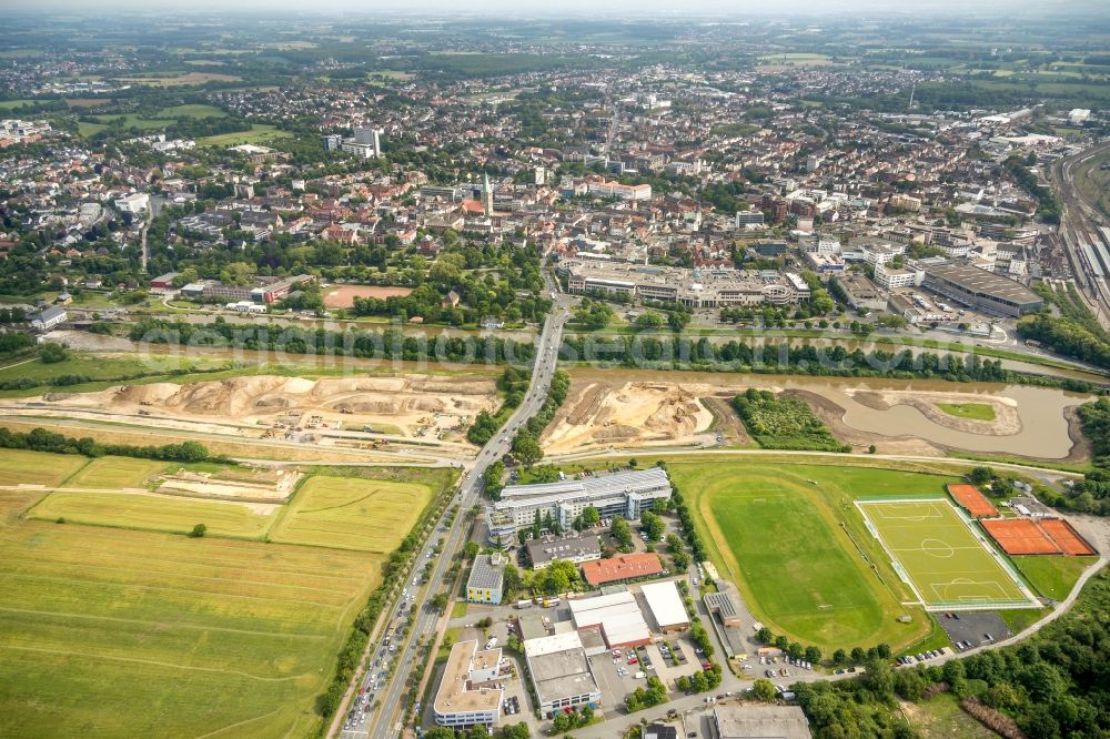 Hamm from the bird's eye view: Grassland structures of a meadow and field landscape in the lowland the Lippeauen on the banks of the Lippe in Hamm in the state North Rhine-Westphalia, Germany