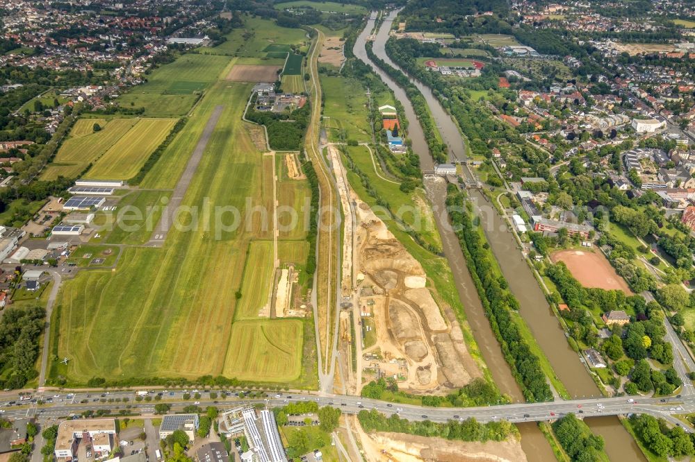 Hamm from the bird's eye view: Grassland structures of a meadow and field landscape in the lowland the Lippeauen on the banks of the Lippe in Hamm in the state North Rhine-Westphalia, Germany