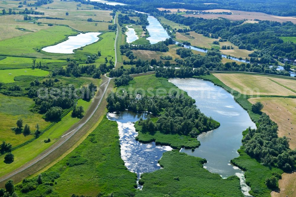 Aerial photograph Stützkow - Grassland structures of a meadow and field landscape in the lowland in Stuetzkow in the state Brandenburg, Germany