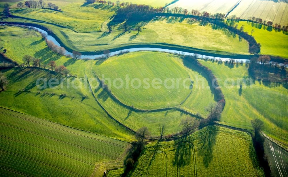 Aerial image Haltern am See - Grassland structures of a meadow and field landscape in the lowland on shore of Lippe - river in Haltern am See in the state North Rhine-Westphalia, Germany