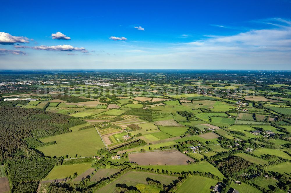 Alveslohe from the bird's eye view: Structures on agricultural fields in Alveslohe in the state Schleswig-Holstein, Germany