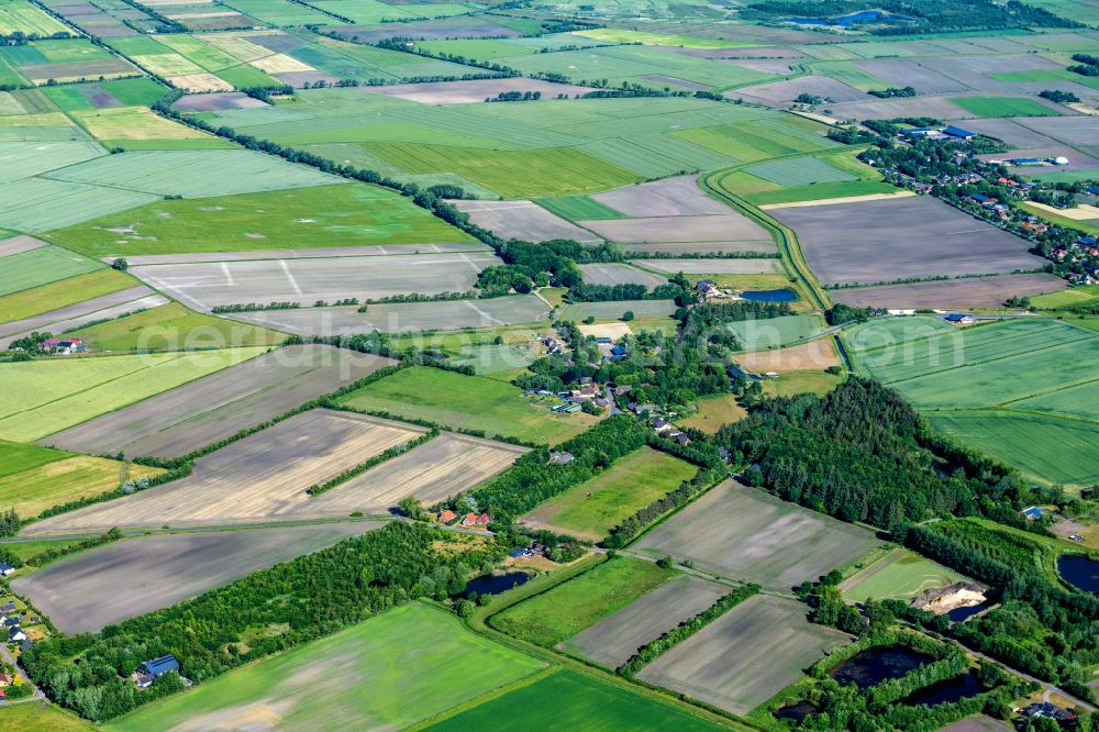 Aerial photograph Braderup - Structures on agricultural fields in Braderup in the state Schleswig-Holstein, Germany