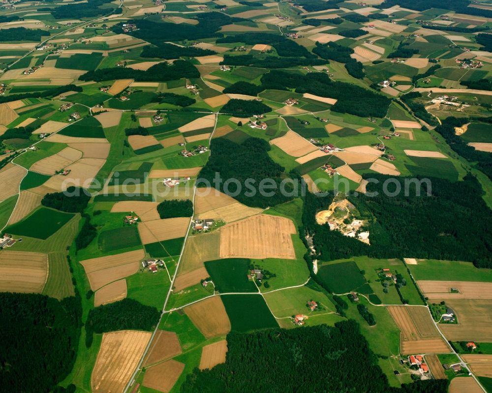 Hartlwimm from the bird's eye view: Structures on agricultural fields in Hartlwimm in the state Bavaria, Germany