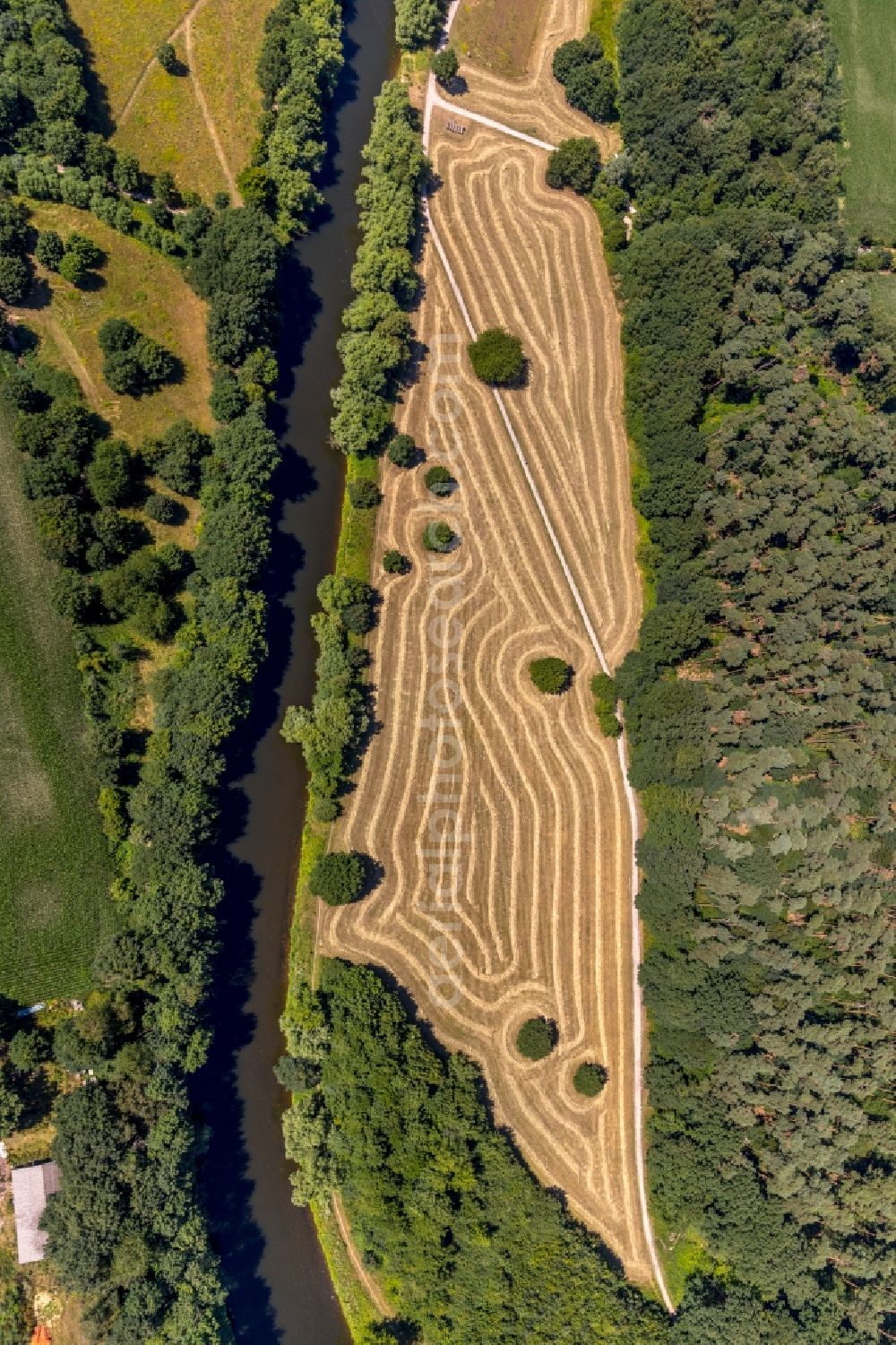 Telgte from the bird's eye view: Structures on agricultural fields on the banks of Ems in Telgte in the state North Rhine-Westphalia, Germany