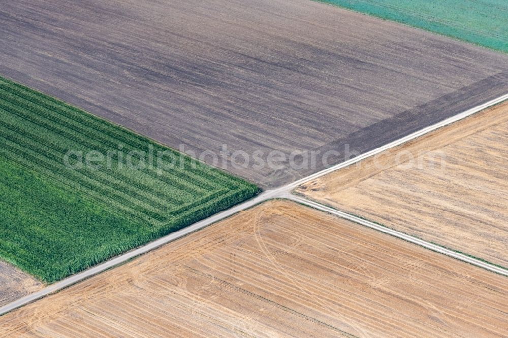 Dillingen an der Donau from the bird's eye view: Structures on agricultural fields in Zusamaltheim in the state Bavaria, Germany