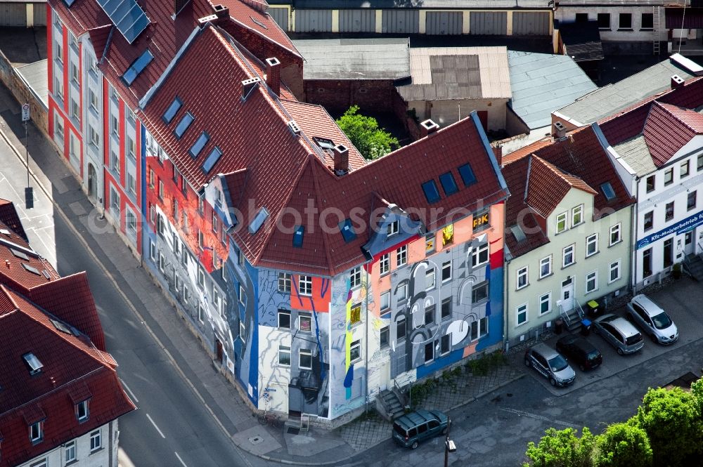 Erfurt from the bird's eye view: Student Residence - Building der CGE Erfurt e.V.an of Salinenstrasse in the district Ilversgehofen in Erfurt in the state Thuringia, Germany